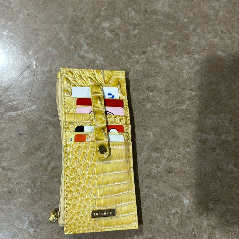 Just Like New:  Brahmin Credit Card Wallet in BUTTER Melbourne